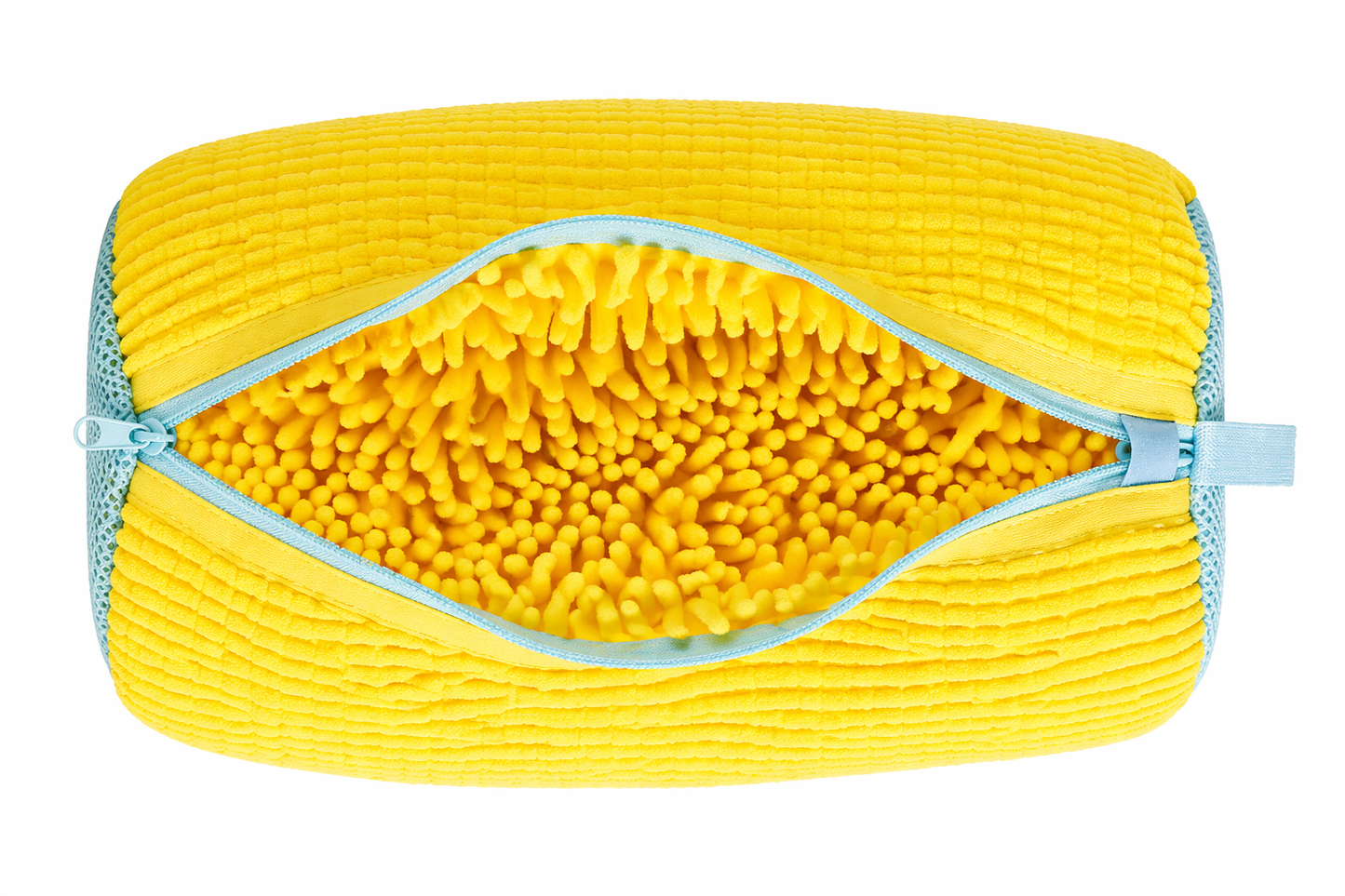 Sac de lavage ZippWash ouvert montrant les fibres microfibre jaunes et la fermeture éclair bleue